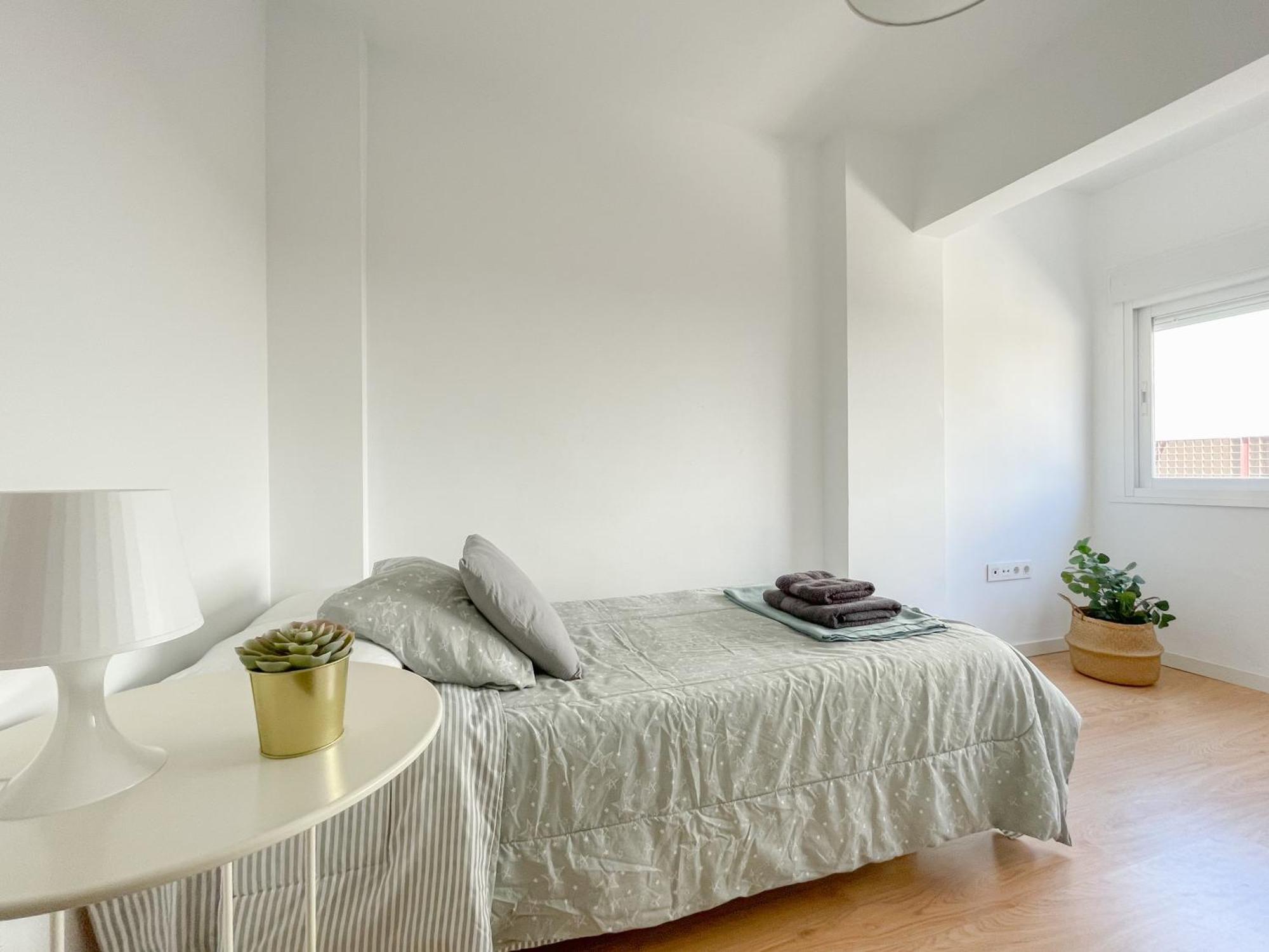 Moderno Apartamento Plz De La Merced Málaga Extérieur photo