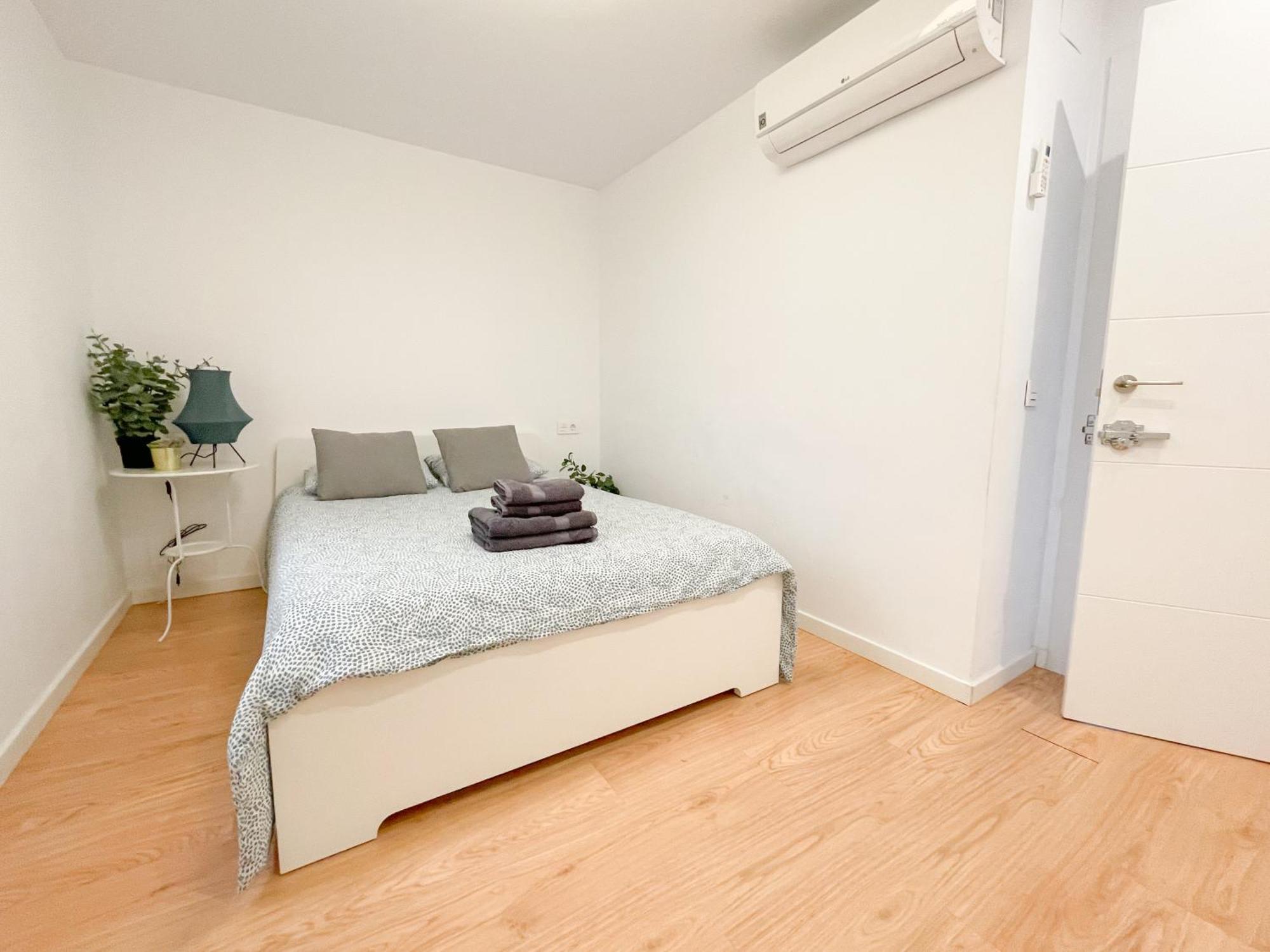 Moderno Apartamento Plz De La Merced Málaga Extérieur photo